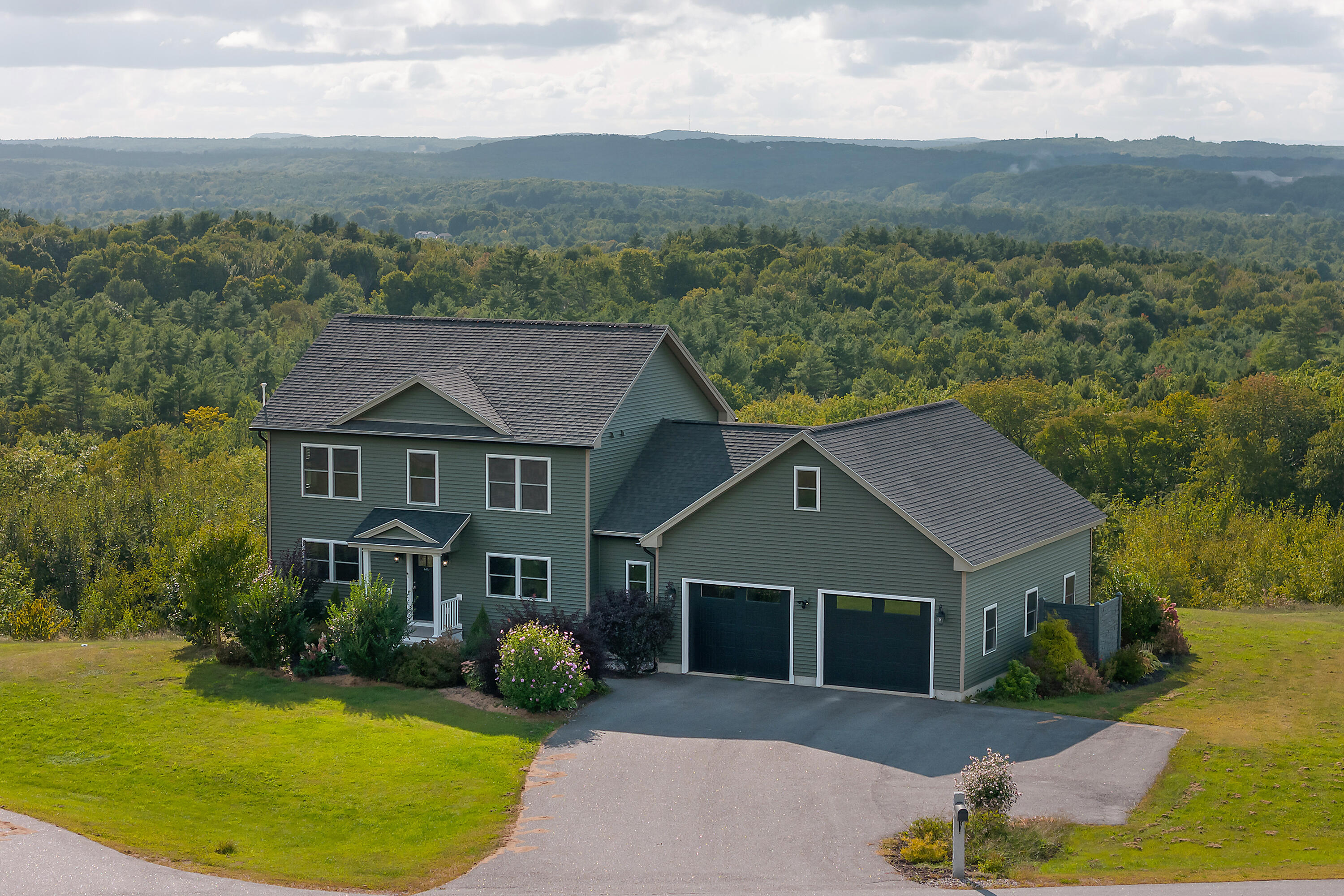 107 Mountain View Drive Auburn, ME 04210 - Photo 2 of 78 107 Mountain View Dr_102