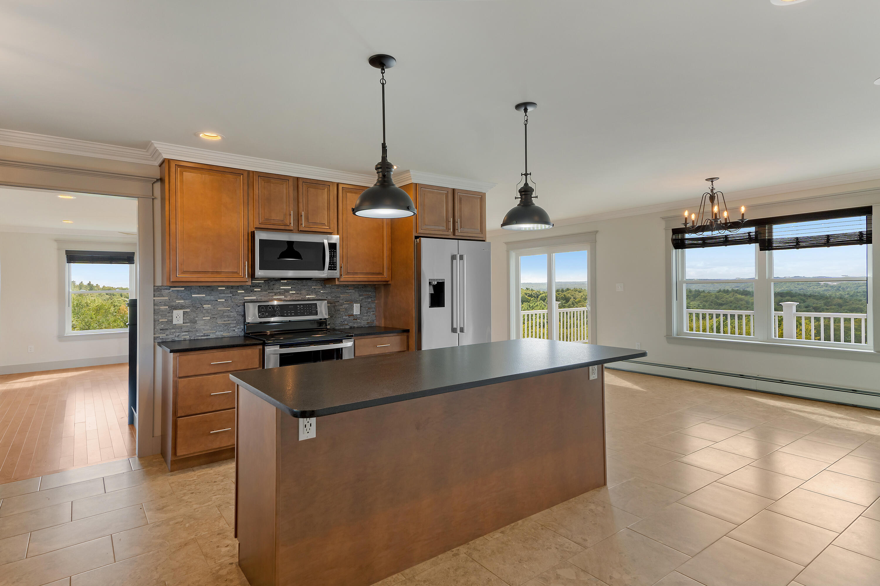 107 Mountain View Drive Auburn, ME 04210 - Photo 3 of 78 107 Mountain View Dr_133