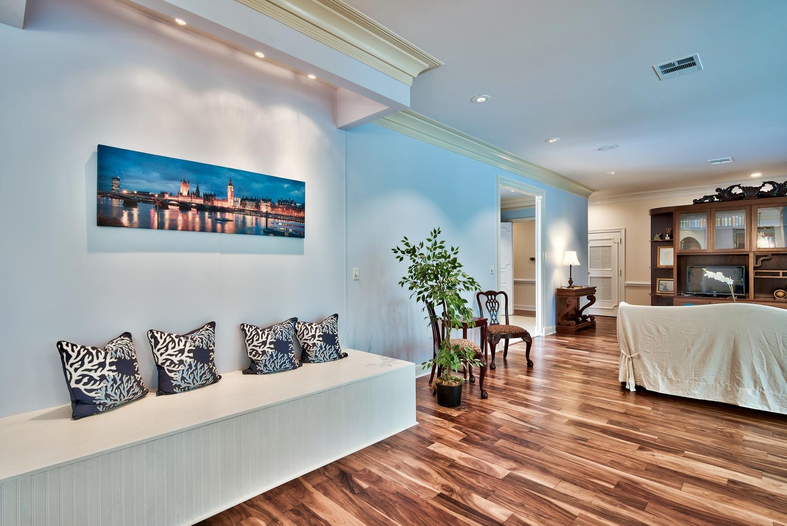 8 Weekewachee Circle Destin, FL 32541 - Photo 8 of 26 a living room with furniture and a couch