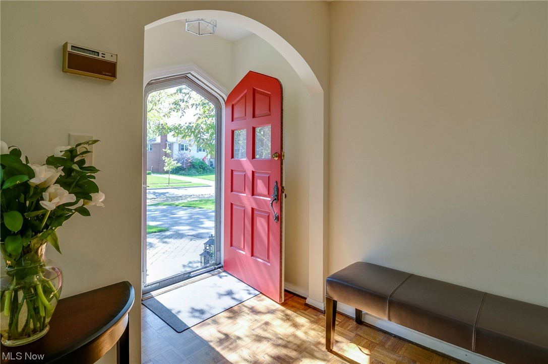2388 Glendon Road Cleveland, OH 44118 - Photo 3 of 26 Gallery Image 3