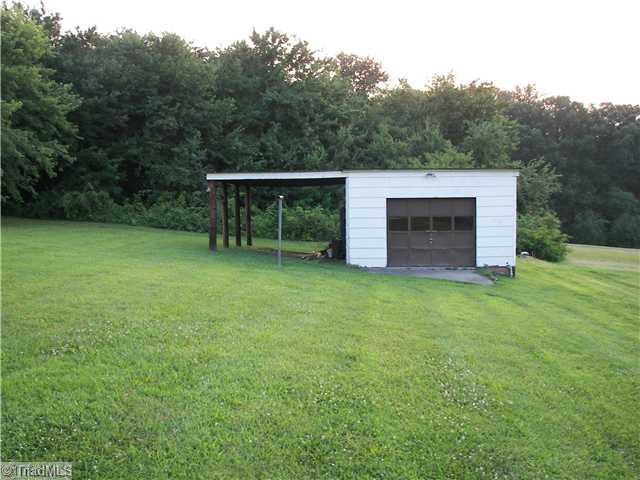 350 Welch Road Mount Airy, NC 27030 - Photo 3 of 12 Outbuilding. Detached Garage