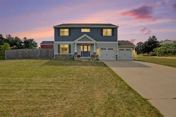 $360,000 | 853 North Michigan Street, Fremont, MI 49412