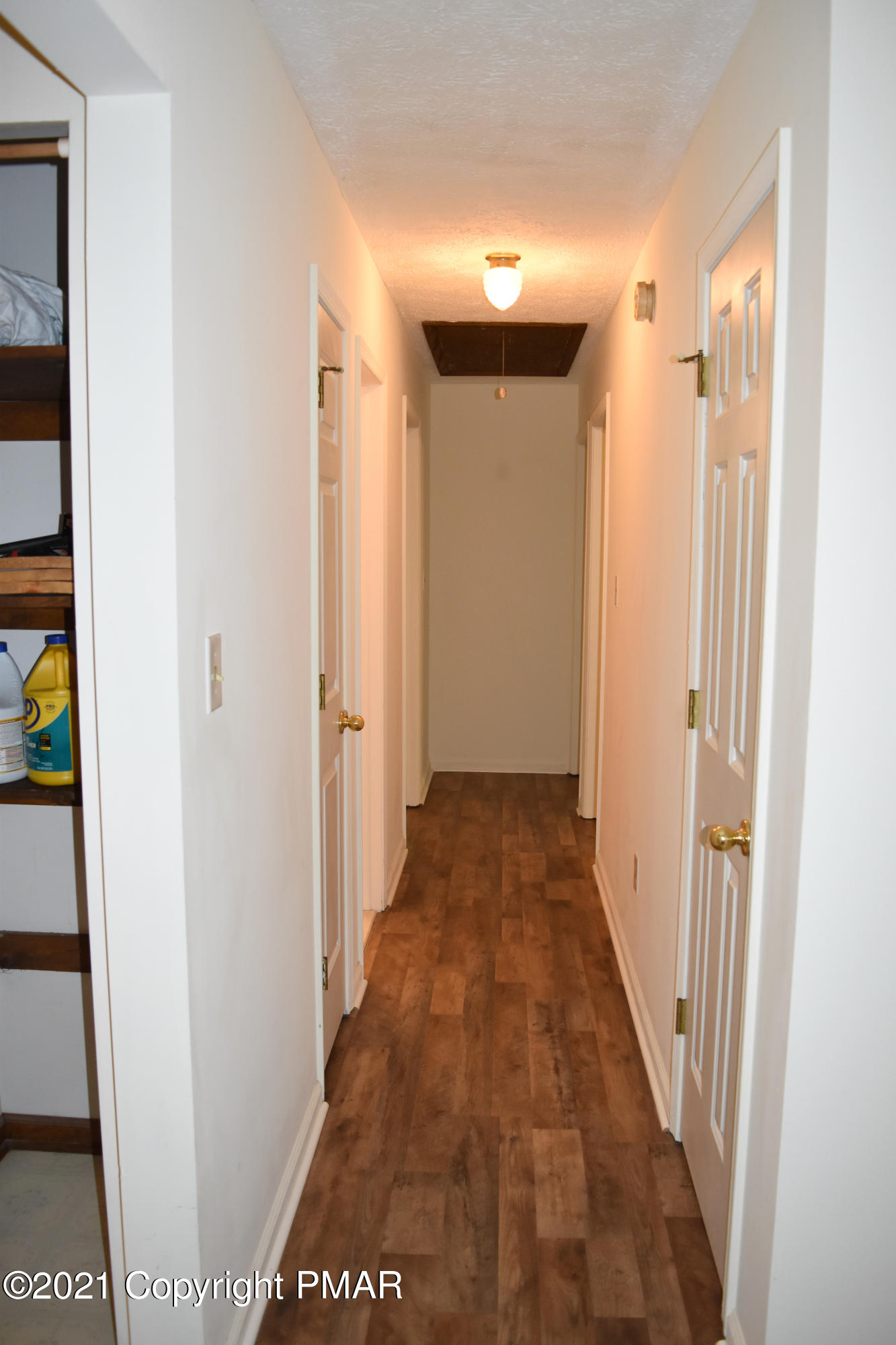 606 Rimrock Road Bartonsville, PA 18321 - Photo 15 of 68 Hallway