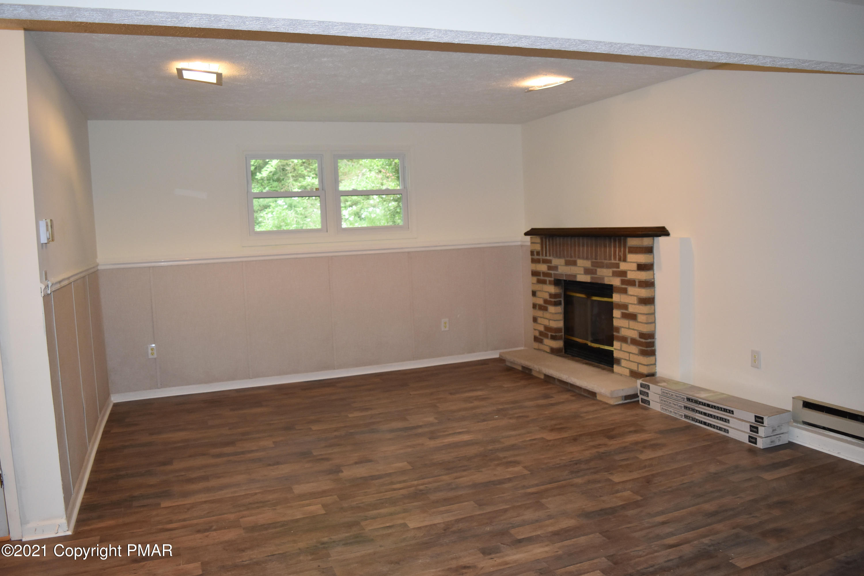 606 Rimrock Road Bartonsville, PA 18321 - Photo 32 of 68 Family Room/Fireplace