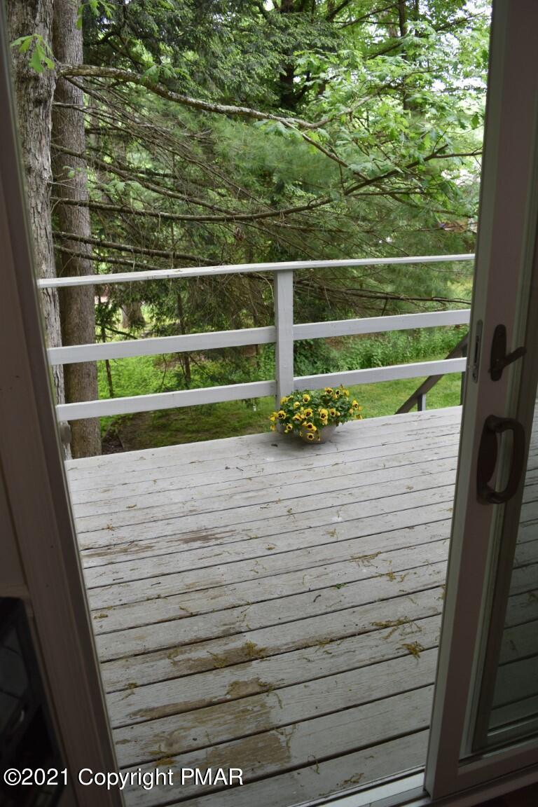 606 Rimrock Road Bartonsville, PA 18321 - Photo 42 of 68 Back Deck