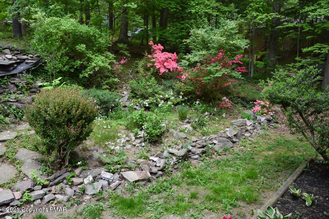 606 Rimrock Road Bartonsville, PA 18321 - Photo 57 of 68 Front Yard