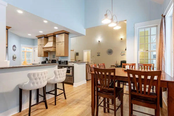 $799,900 | 7409 MItchell Court, South Haven, MI 49090