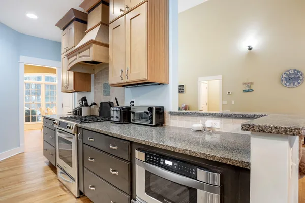 $799,900 | 7409 MItchell Court, South Haven, MI 49090