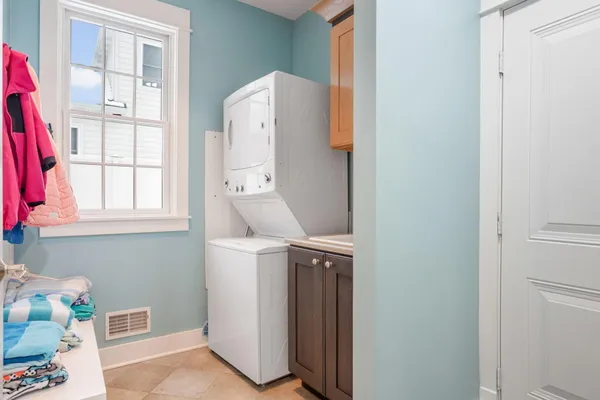 $799,900 | 7409 MItchell Court, South Haven, MI 49090