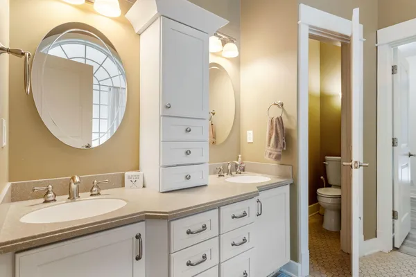 $799,900 | 7409 MItchell Court, South Haven, MI 49090