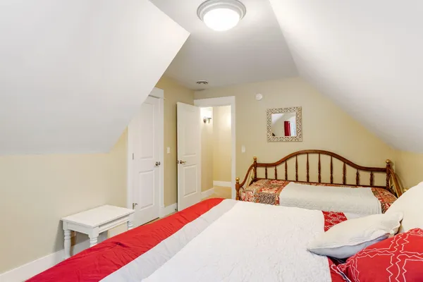 $799,900 | 7409 MItchell Court, South Haven, MI 49090