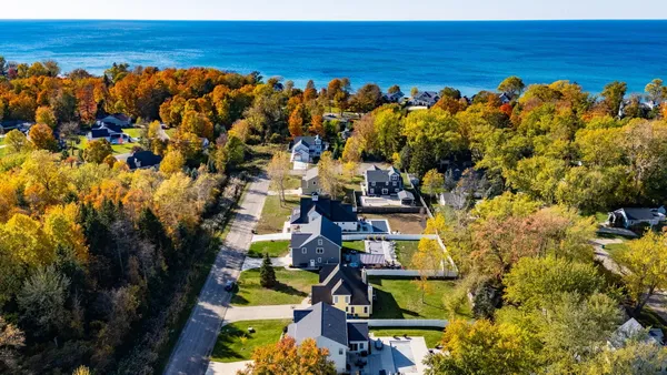 $799,900 | 7409 MItchell Court, South Haven, MI 49090
