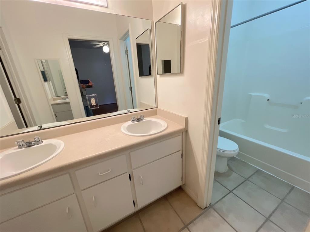 4700 Southwest Archer Road, Unit D30 Gainesville, FL 32608 - Photo 17 of 21