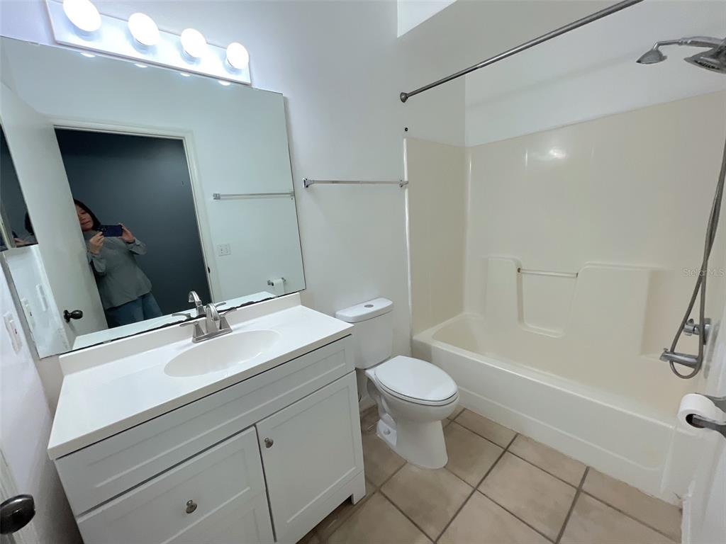 4700 Southwest Archer Road, Unit D30 Gainesville, FL 32608 - Photo 18 of 21