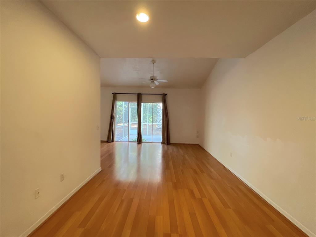 4700 Southwest Archer Road, Unit D30 Gainesville, FL 32608 - Photo 6 of 21
