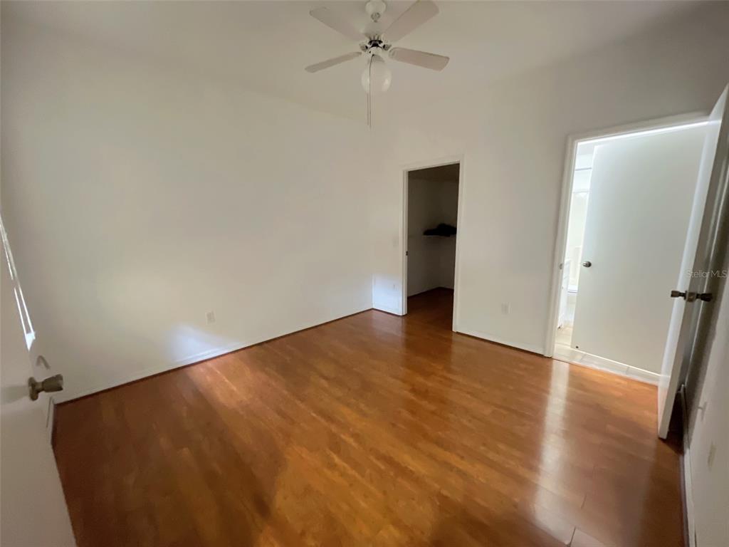 4700 Southwest Archer Road, Unit D30 Gainesville, FL 32608 - Photo 9 of 21