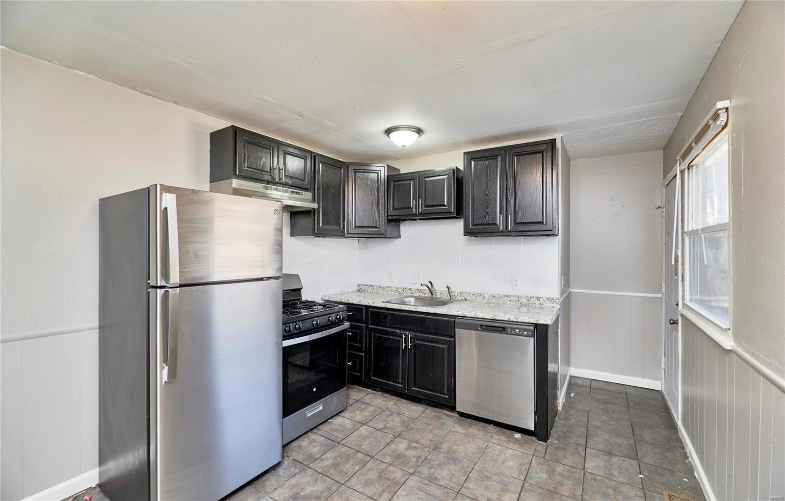 1122 Rio Street St. Louis, MO 63138 - Photo 9 of 31 Gallery Image 9