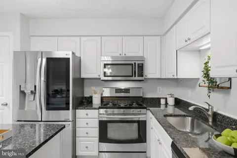 $449,000 | 2512 Summers Ridge Drive, Odenton, MD 21113