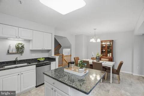 $449,000 | 2512 Summers Ridge Drive, Odenton, MD 21113