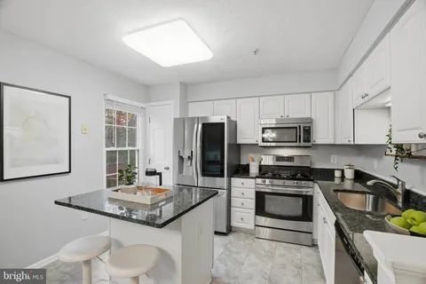 $449,000 | 2512 Summers Ridge Drive, Odenton, MD 21113