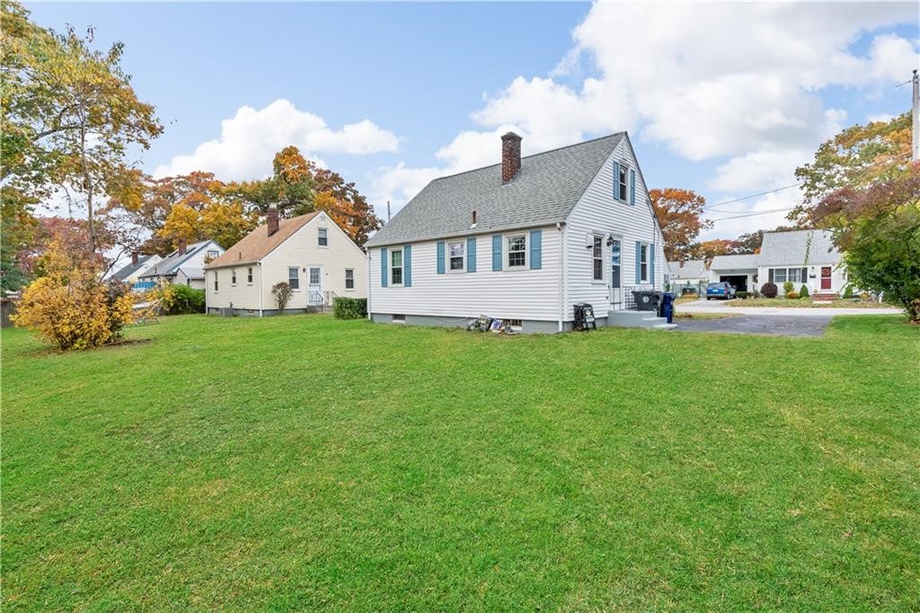 40 Haverford Road Warwick, RI 02886 - Photo 4 of 16 Gallery Image 4