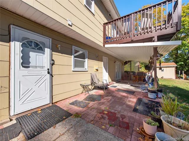 $2,450 | 37 Carnation Drive, Nanuet, NY 10954