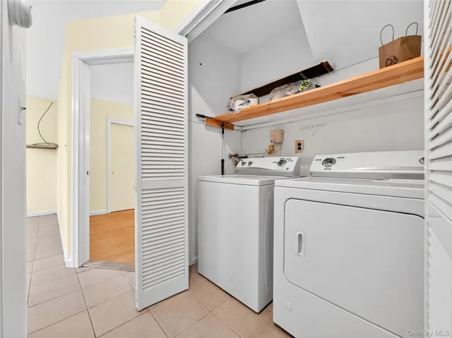 $2,450 | 37 Carnation Drive, Nanuet, NY 10954