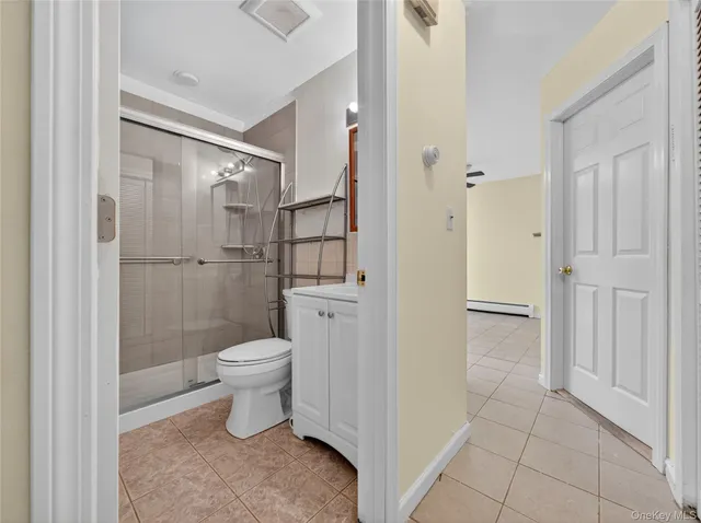 $2,450 | 37 Carnation Drive, Nanuet, NY 10954