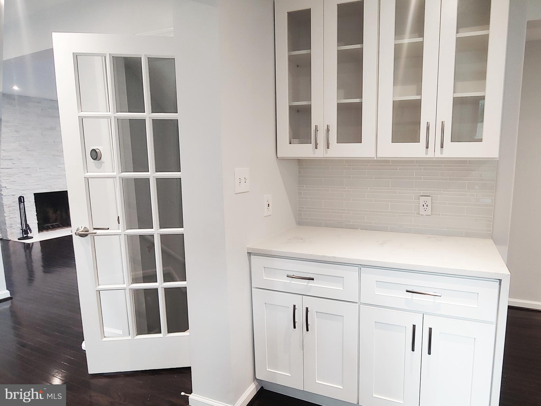 2630 East Maple Street Alexandria, VA 22306 - Photo 10 of 28 View to Living Room