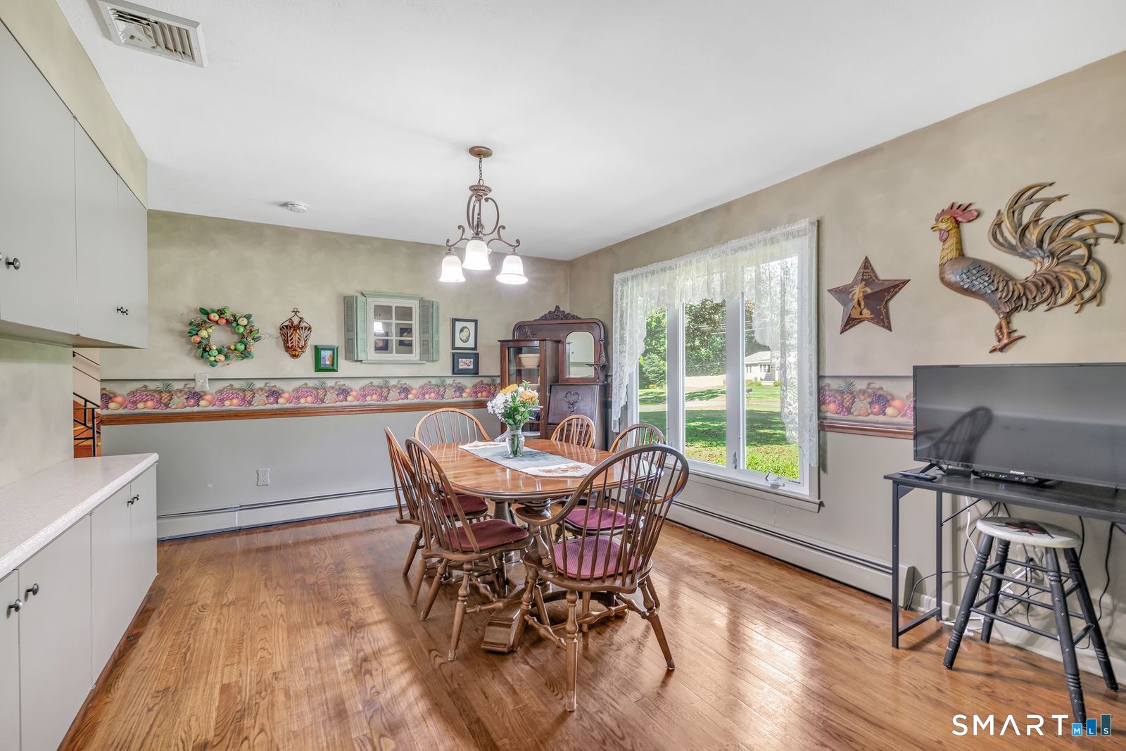 531 Blacks Road Cheshire, CT 06410 - Photo 13 of 39 Gallery Image 13