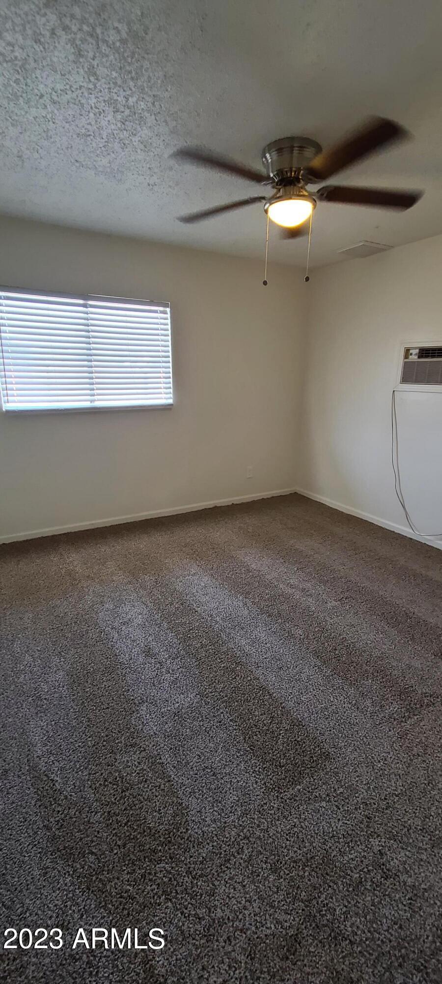 6114 West Cheery Lynn Road Phoenix, AZ 85033 - Photo 13 of 19 20221223_135957
