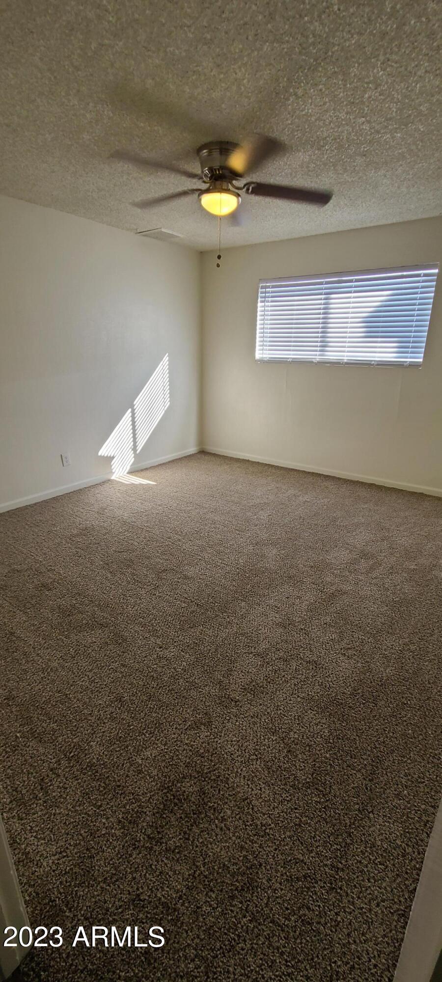 6114 West Cheery Lynn Road Phoenix, AZ 85033 - Photo 14 of 19 20221223_140016