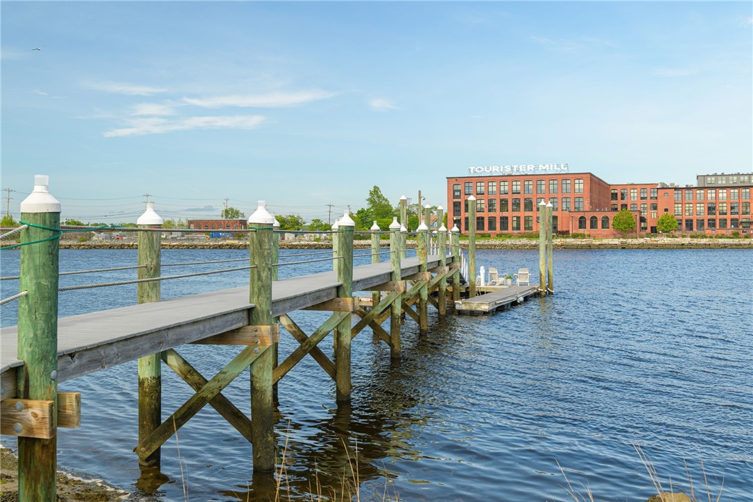 22 Tyler Point Road Barrington, RI 02806 - Photo 14 of 40