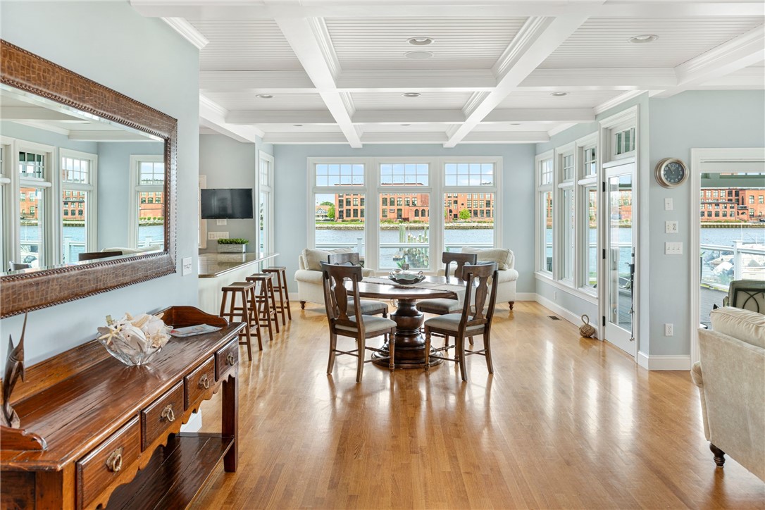 22 Tyler Point Road Barrington, RI 02806 - Photo 16 of 40