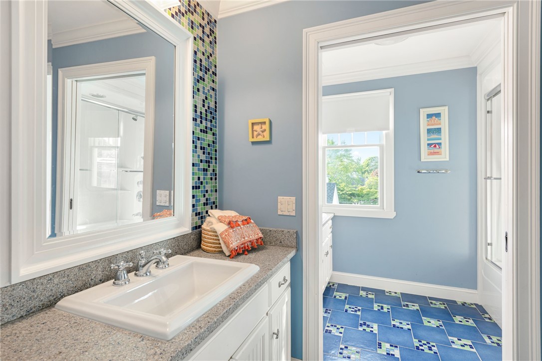 22 Tyler Point Road Barrington, RI 02806 - Photo 38 of 40