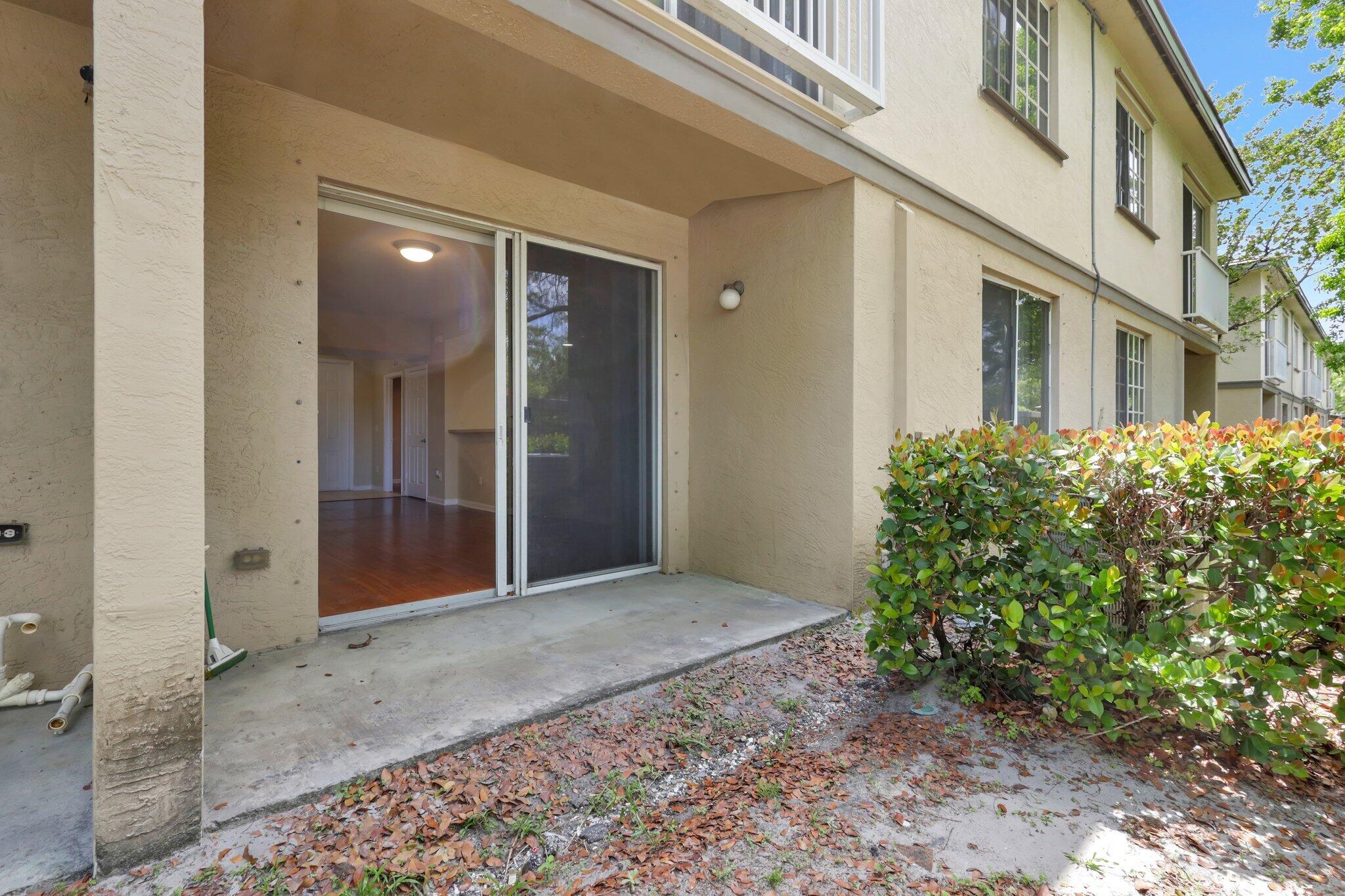 1964 Freeport Drive, Unit 1964 Riviera Beach, FL 33404 - Photo 19 of 20