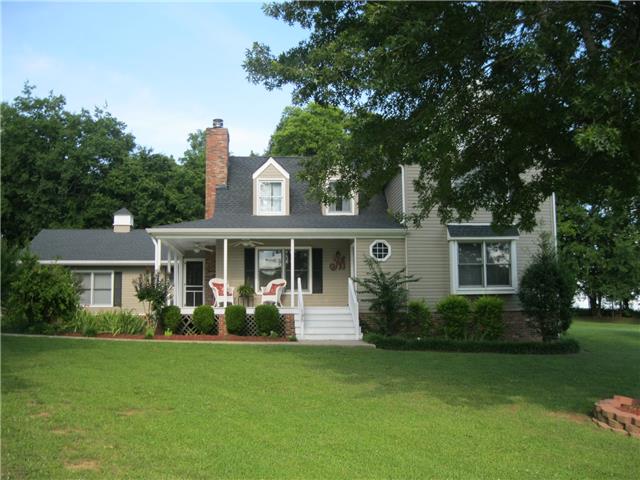 135 Ridgemar Trail Hendersonville, TN 37075 - Photo 1 of 2 Gallery Image 1