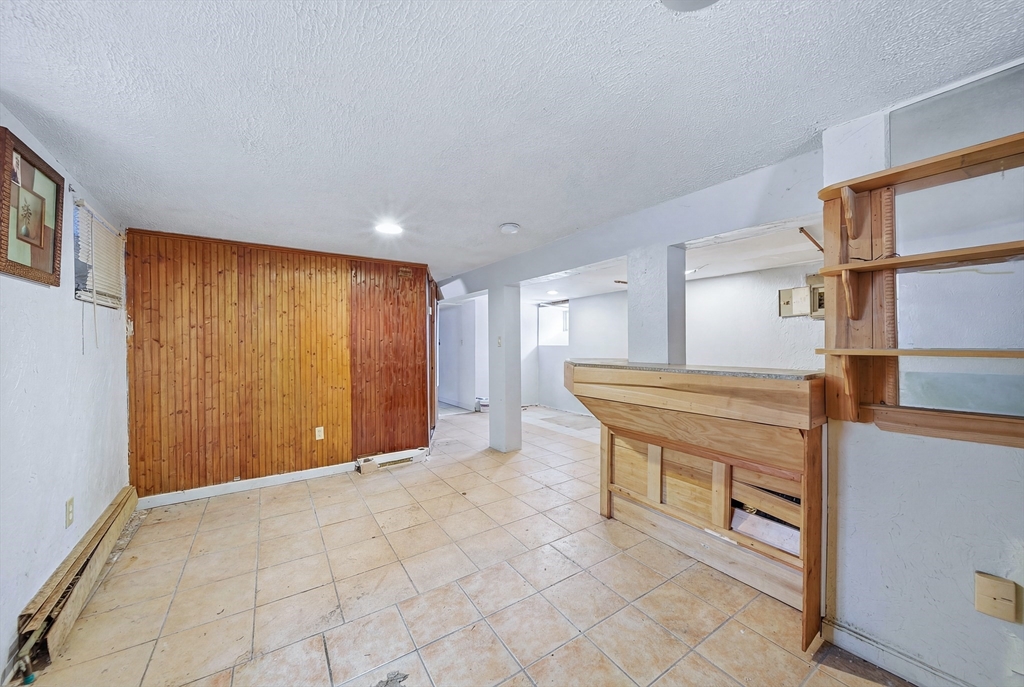 100 Nightingale Street Boston, MA 02124 - Photo 26 of 40