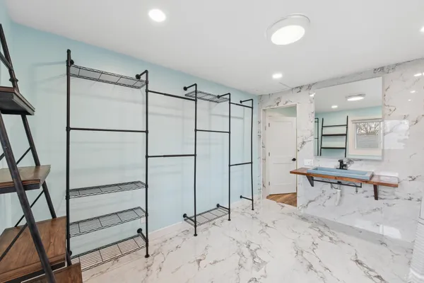 $350,000 | Undisclosed Address, St. Paul, MN 55103