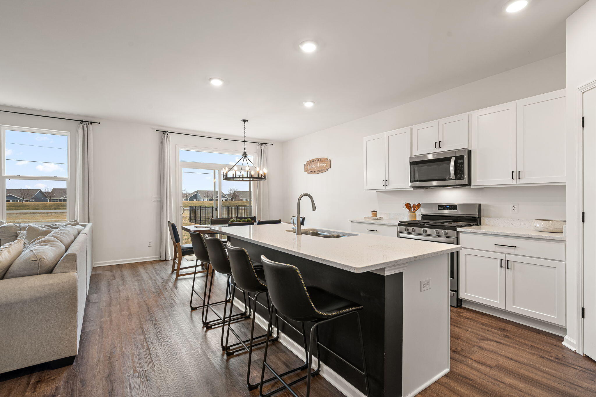 10550 Azalea Drive Crown Point, IN 46307 - Photo 9 of 37 2048x1365