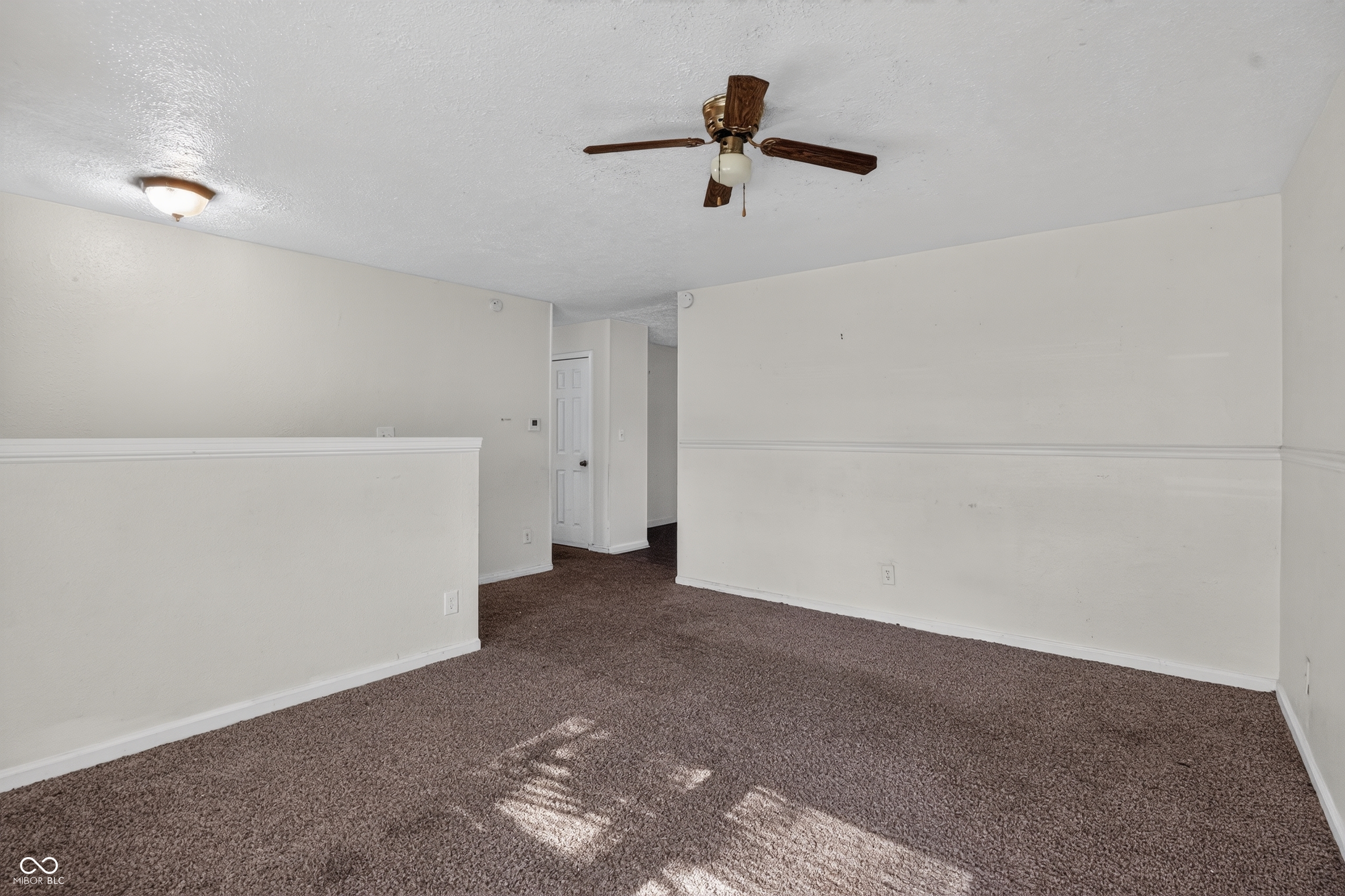 4038 Mitthoeffer Road Indianapolis, IN 46235 - Photo 9 of 29 Gallery Image 9