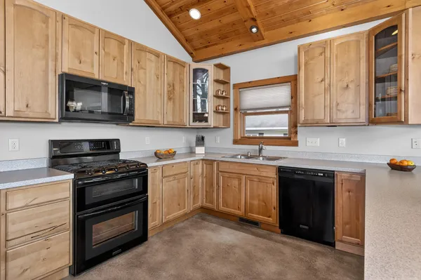 $1,075,000 | W11323 County Road V, Lodi, WI 53555