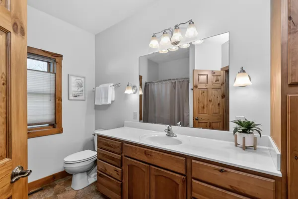 $1,075,000 | W11323 County Road V, Lodi, WI 53555