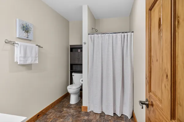 $1,075,000 | W11323 County Road V, Lodi, WI 53555