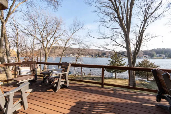 $1,075,000 | W11323 County Road V, Lodi, WI 53555