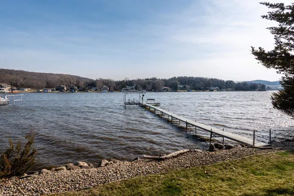 $1,075,000 | W11323 County Road V, Lodi, WI 53555