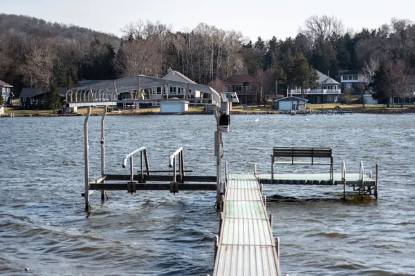 $1,075,000 | W11323 County Road V, Lodi, WI 53555