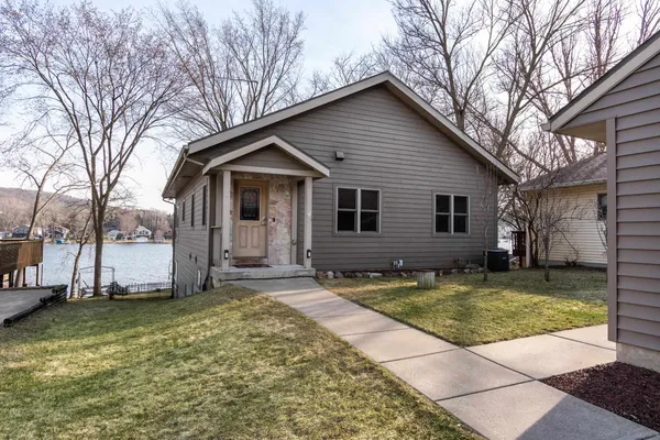 $1,075,000 | W11323 County Road V, Lodi, WI 53555