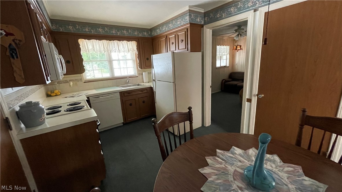1307 Amherst Road Northeast Massillon, OH 44646 - Photo 10 of 24 Gallery Image 10
