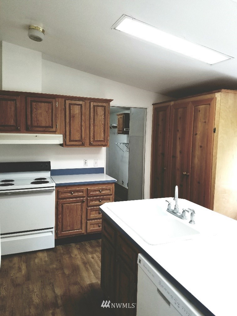 2261 West Ford Loop Road Elma, WA 98541 - Photo 3 of 16 Gallery Image 3